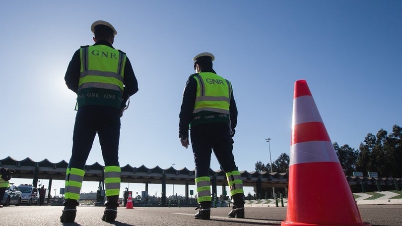 Mais de 6.100 impedidas de passar fronteiras