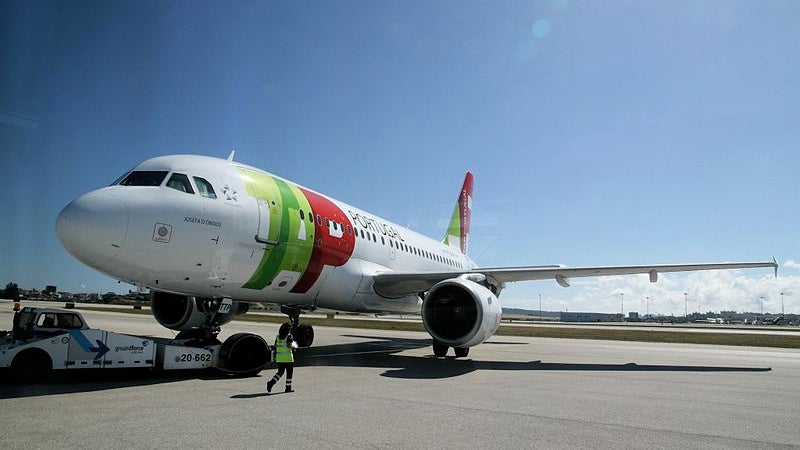 Imagem de “Não compete às companhias aéreas financiar a mobilidade de residentes”