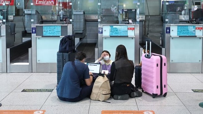 Imagem de Multados 152 passageiros e 10 companhias