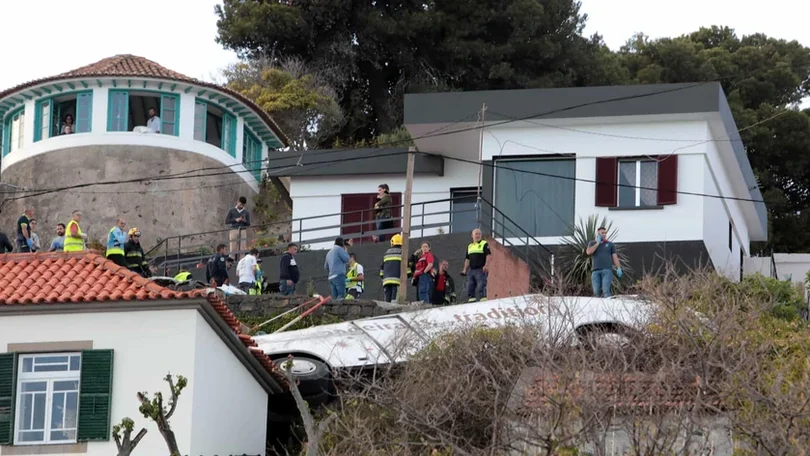 Morreu o motorista do autocarro que se despistou na Madeira em 2019, único arguido no caso