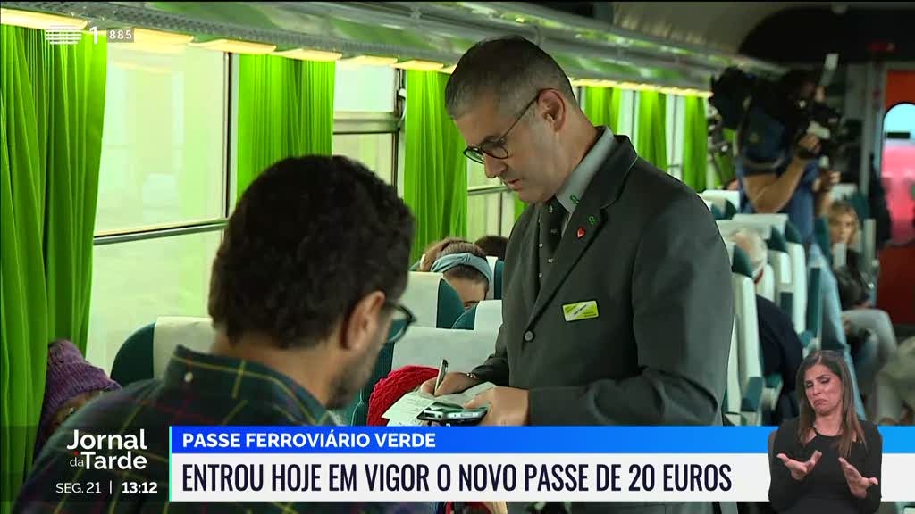 Já está em vigor o novo passe ferroviário verde