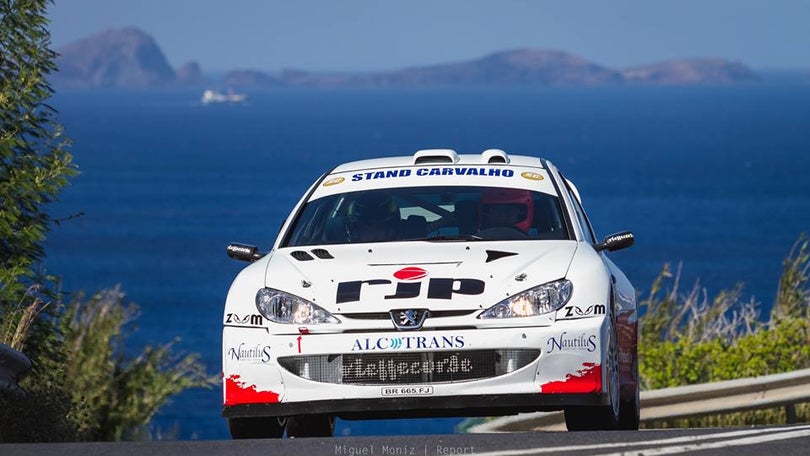 Imagem de Rui Pinto vence pela segunda vez no campeonato regional de ralis