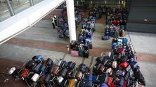 Imagem de Turistas alemães aconselhados a deixar de usar malas pretas