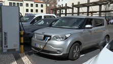 Imagem de Carros elétricos conquistam cada vez mais adeptos (áudio)