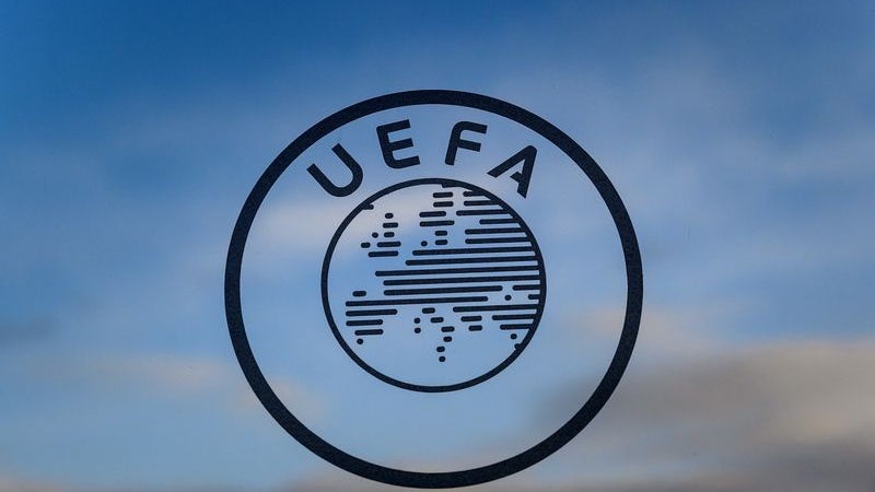 Imagem de UEFA premeia adeptos mais fiéis