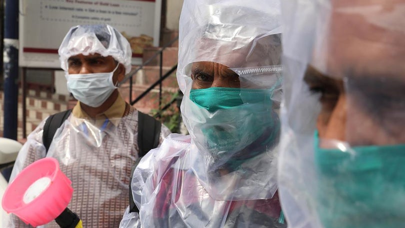 Covid-19: Índia regista recorde de infetados, quase dez mil num só dia