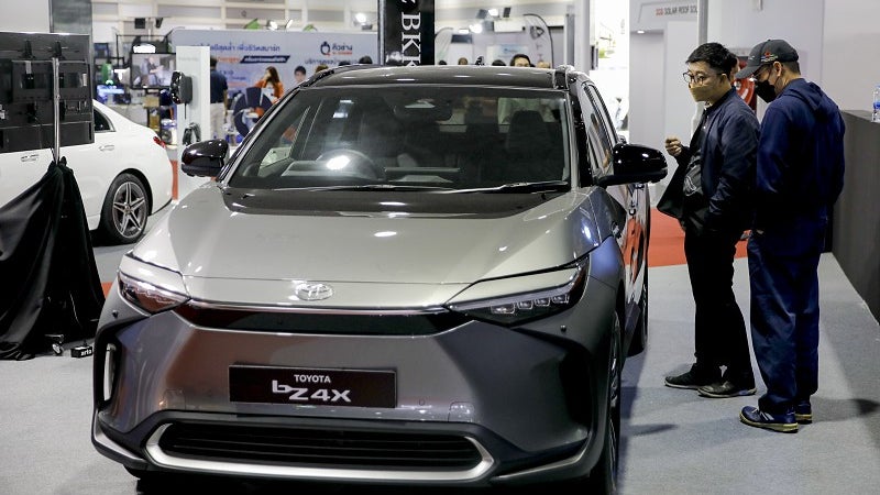 Imagem de Toyota quer vender 1,5 milhões de veículos elétricos até 2026