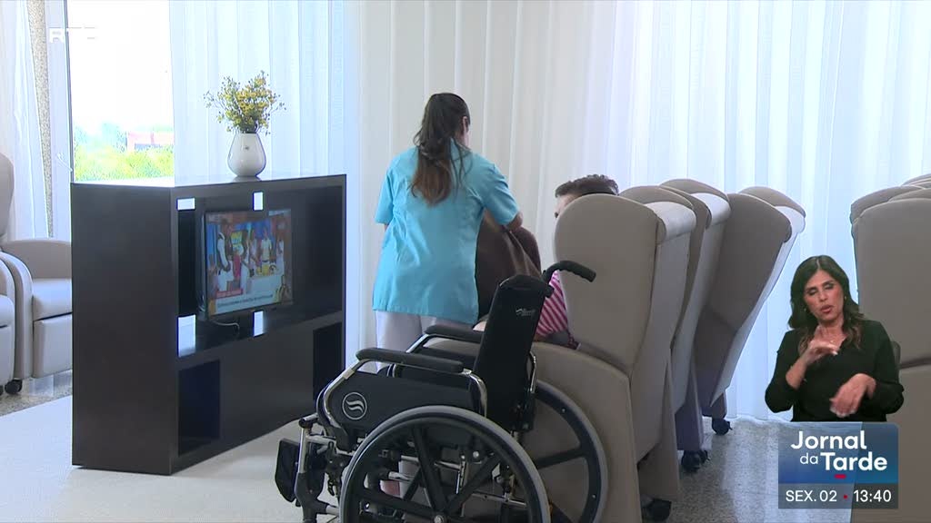Cuidados continuados com financiamento público insuficiente