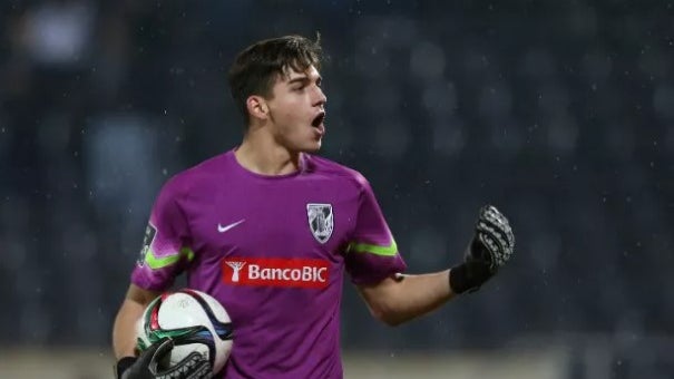 Imagem de Guarda-redes Miguel Silva reforça Marítimo