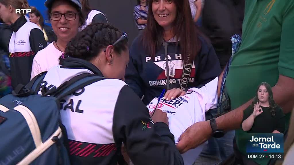 Imagem de Triatlo. Maria Tomé terminou finalíssima do mundial em vigésimo lugar