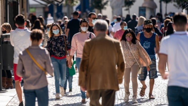 Imagem de Incidência de infeções sobe e Rt mantém-se