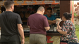 Imagem de Da caricatura à poncha, tudo se vende na Placa Central (vídeo)