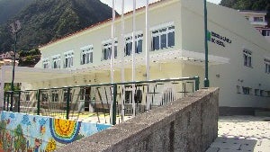 Centro de Saúde do Seixal vai ser transferido para a Escola Básica