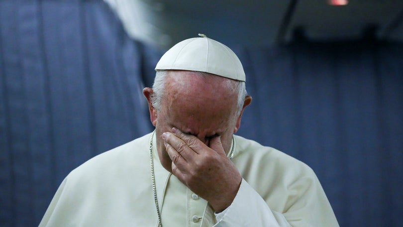 Vergonha e arrependimento, Papa Francisco escreve sobre abusos na Igreja Católica
