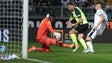 Imagem de Sporting vence de virada em Guimarães