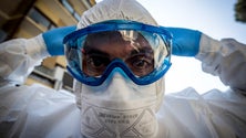 Imagem de Mais de 247 mil mortos e mais de 3,5 milhões de infetados em todo mundo