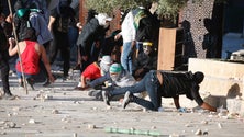 Imagem de Pelo menos 100 feridos na Esplanada das Mesquitas em Jerusalém