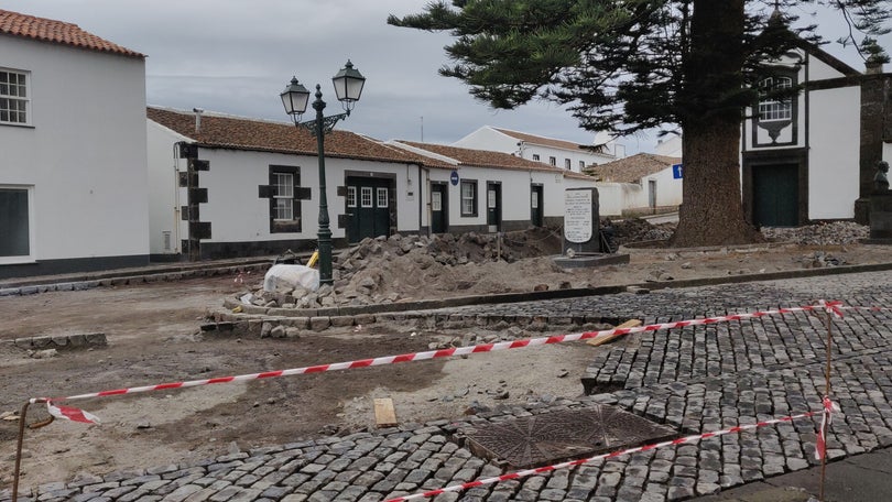Imagem de Obras na Vila