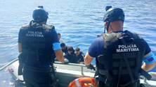 Polícia Marítima resgata 15 migrantes ao largo da ilha de Lesbos na Grécia