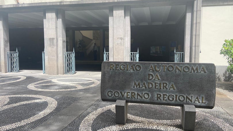 Imagem de Receita efetiva do Governo Regional teve aumento de 14 % até final de outubro