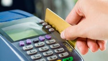 Imagem de Caixas automáticas e terminais de pagamento a funcionar