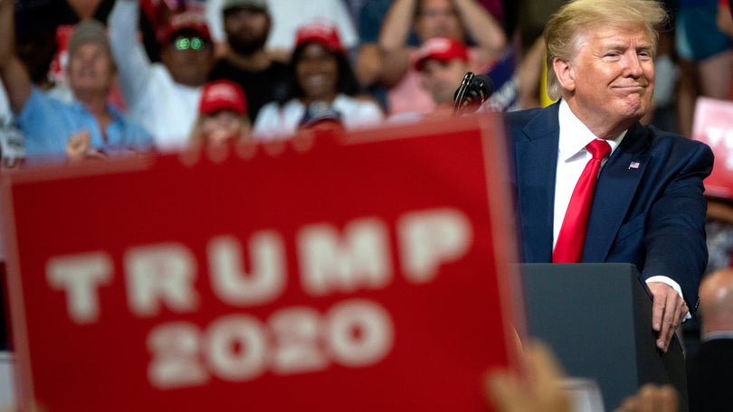 Imagem de Trump anuncia oficialmente a recandidatura à Casa Branca