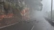 Imagem de Mau tempo: Estrada de acesso à Fajã das Galinhas encerrada ao trânsito devido a derrocada