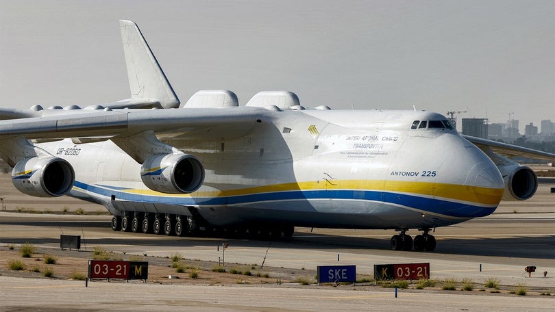Imagem de Russos destruíram maior avião de carga do mundo