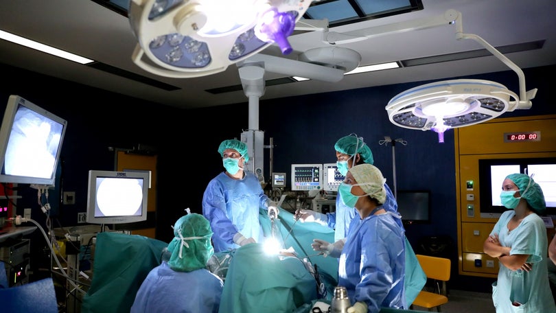 Imagem de Doentes oncológicos falharam cirurgias no confinamento