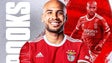 Benfica confirma a contratação do central norte-americano John Brooks