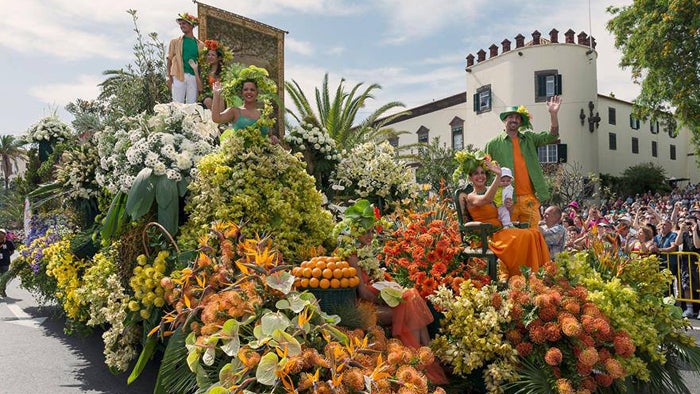 Governo da Madeira admite adiar Cortejo da Flor devido à chuva