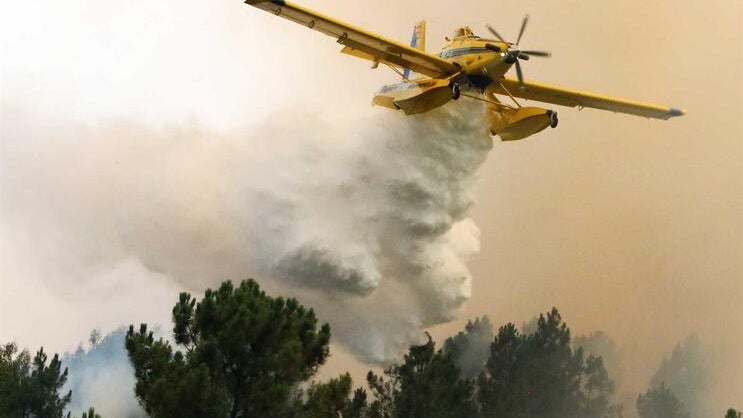 Piloto morre em Foz Coa em queda de avião de combate a fogos