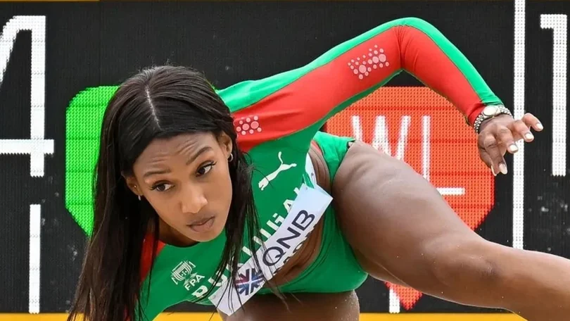 Imagem de Patrícia Mamona na final do triplo salto com melhor marca do ano