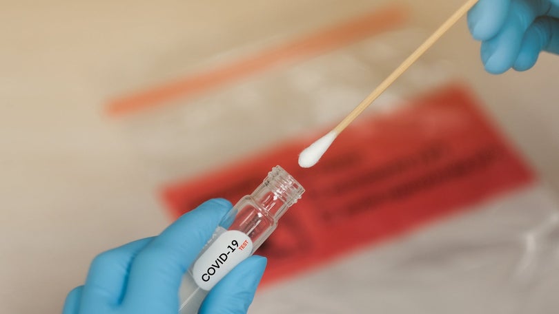 Imagem de Apelo à redução do preço dos testes à covid