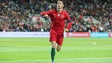 Portugal goleia Lituânia com hat-trick de Ronaldo