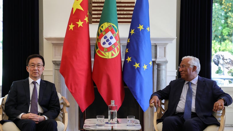 Imagem de Costa assinala inclusão de Portugal no primeiro périplo do vice-presidente da China