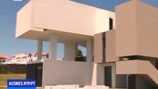 Imagem de Ponta Delgada: Centro de Acolhimento para pessoas sem-abrigo atrasado  (Vídeo)
