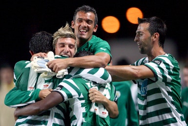 O Sporting venceu  o FC Porto por 2-0,em jogo da Supertaça de futebol, disputado no Estádio do Algarve.  