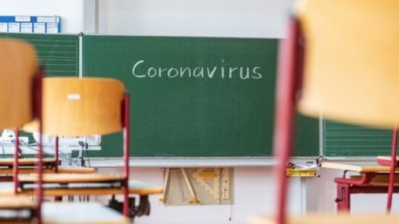 12 novos casos de Covid nas escolas