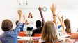 Imagem de Maioria das escolas que deveria ter encerrado mantém-se aberta este ano