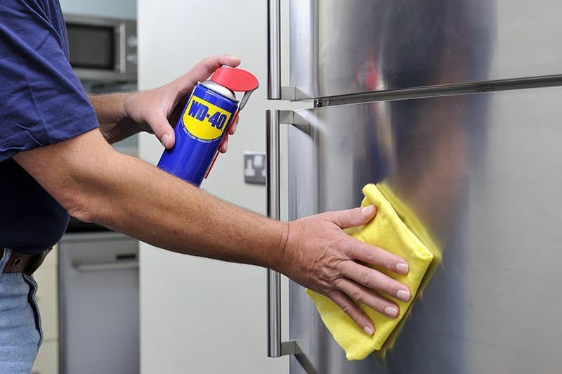 Vrus pode permanecer at 72 horas em superfcies como ao inoxidvel e plstico