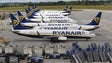 Ryanair passa de lucro a prejuízo de 815 milhões
