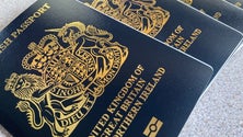 Imagem de Tribunal britânico diz que emigrantes podem ficar mesmo sem atualizar estatuto