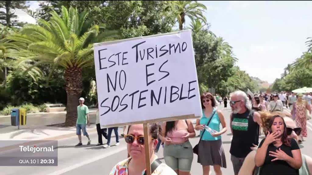 Barcelona. Condóminos vão decidir se permitem alojamento turístico nos prédios