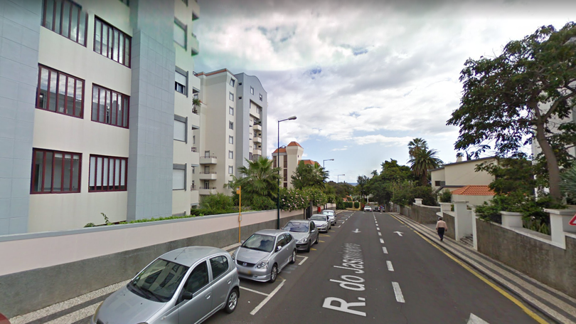 Imagem de Homem morre em queda de andaime no Funchal