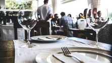Imagem de Número de clientes nos bares e restaurantes não vai ser limitado (Áudio)