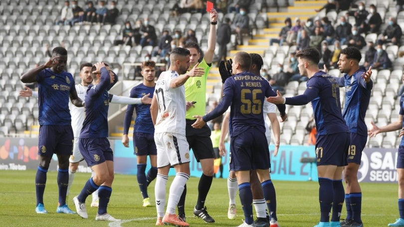 Imagem de Nacional vence o Porto B