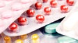 Parlamento chumba medidas para ultrapassar falta de medicamentos em Portugal