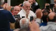 Imagem de Papa Francisco homenageia resiliência do povo de Áquila