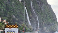Imagem de 16 dormiram fora de casa em São Vicente (vídeo)